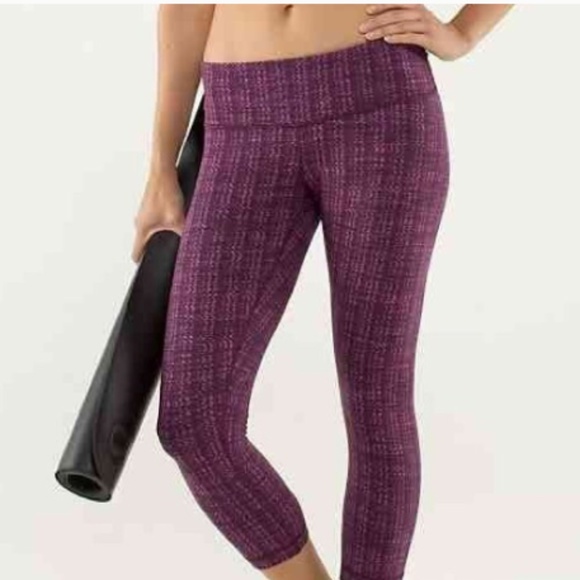 lululemon athletica Pants - 🌟3 for 24 🌟Lululemon Wee Wunder Under Crops